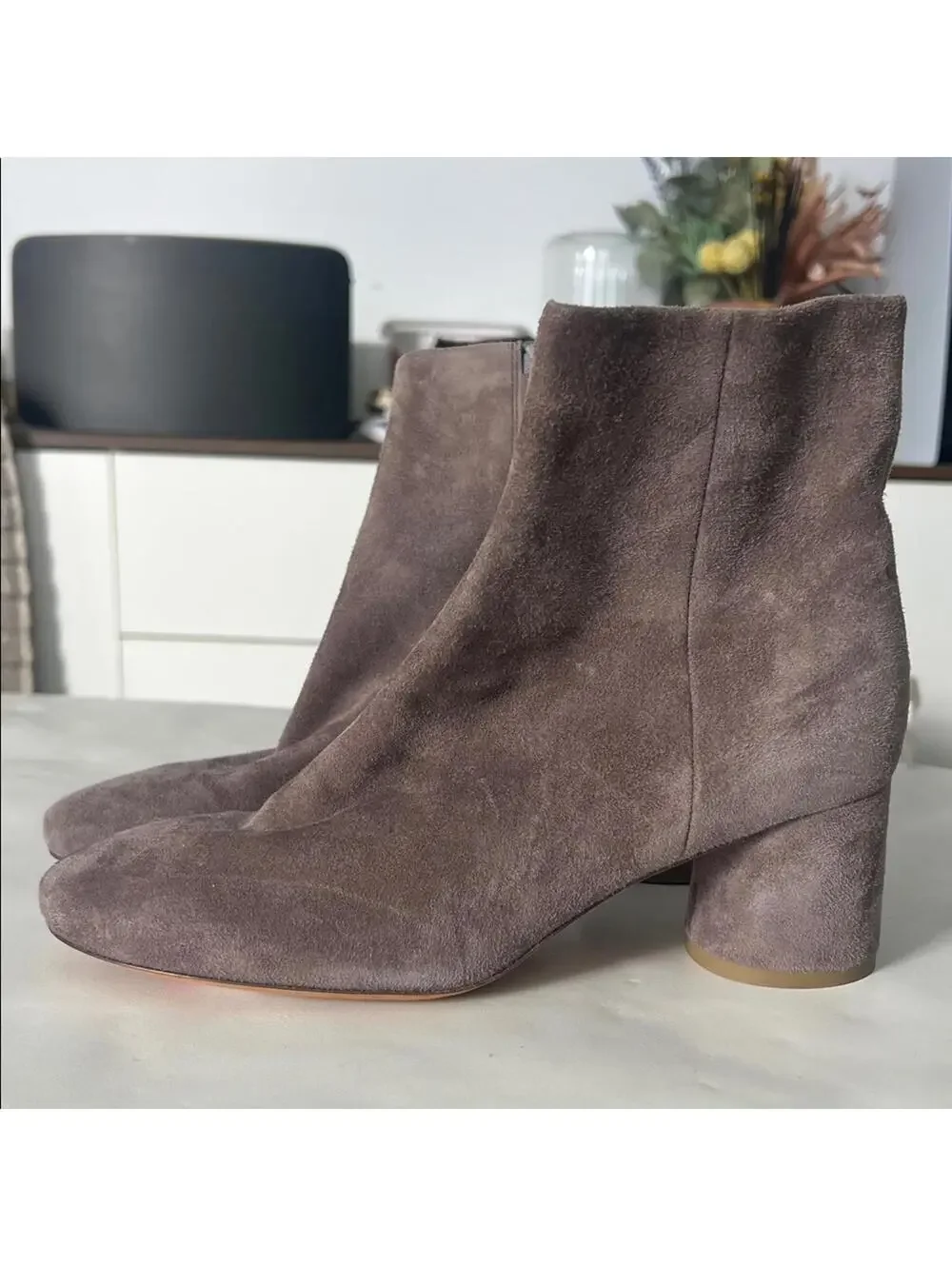 VINCE RIDLEY GRAY SUEDE BOOTIES ROUND BLOCK HEEL Size 7M $259